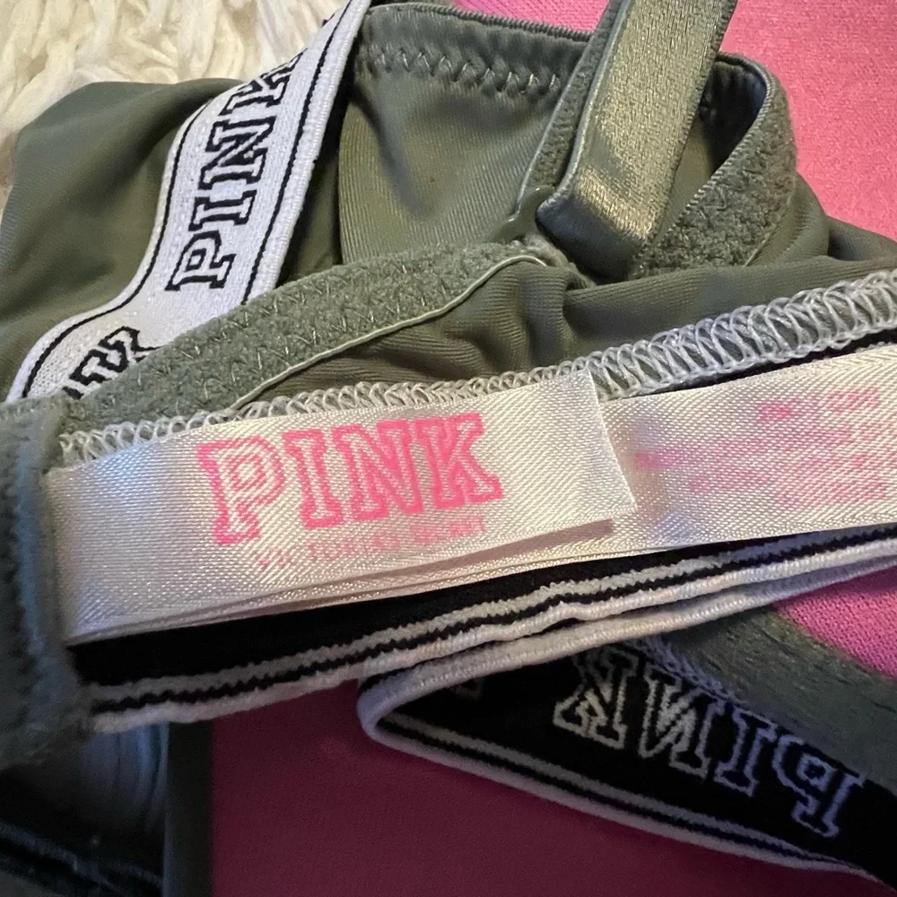 PINK Victoria Secret Bra  36C - Picture 6 of 6